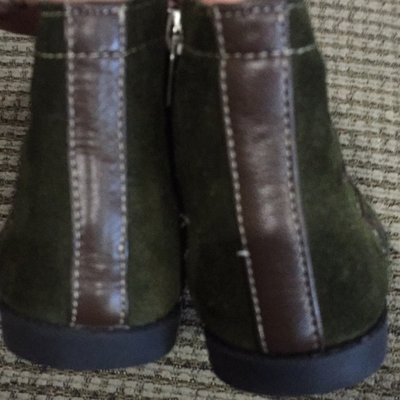 See Kai Run suede boots (sz 5) - Picture 8 of 11